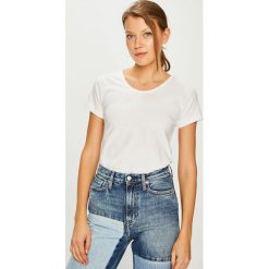 Trendyol - Top. Topy damskie marki Trendyol. W wyprzedaży za 29.90 zł.