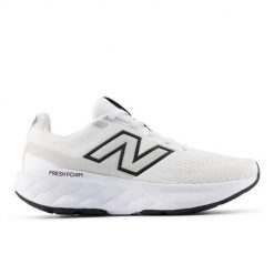 Buty do biegania damskie New Balance Fresh Foam 520 V9. Białe obuwie sportowe damskie New Balance, bez wzorów, z materiału, do biegania. Za 339.40 zł.