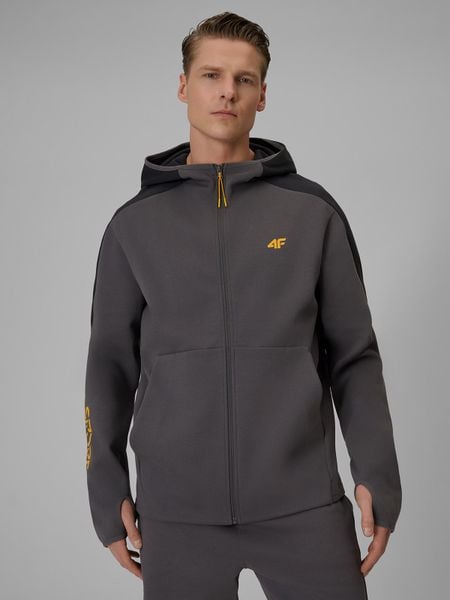 4F Bluza dresowa regular z kapturem męska - szara M. Szare bluzy męskie 4f, m, bez wzorów, z dresówki, z kapturem. W wyprzedaży za 139.99 zł.