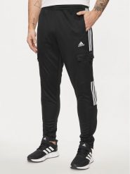 Adidas Spodnie dresowe IA3067 Czarny Regular Fit. Czarne spodnie sportowe męskie Adidas, m, bez wzorów, z dresówki, na fitness i siłownię. Za 179.99 zł.