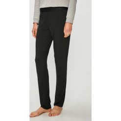Calvin Klein Underwear - Spodnie piżamowe. Szare piżamy damskie Calvin Klein Underwear, z dzianiny. Za 229.90 zł.