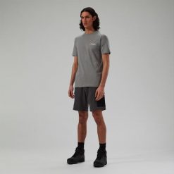 Koszulka bawełniana męska Berghaus Mtn Lineation SS Tee. Szare koszulki sportowe męskie Berghaus, m, bez wzorów, z bawełny, bez kołnierzyka, bez ramiączek, trekkingowe. Za 134.99 zł.