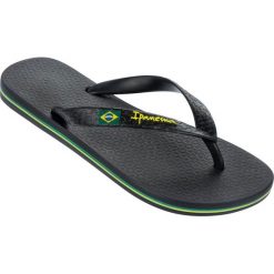 Japonki plażowe damskie Ipanema Classic Brasil II FEM. Czarne klapki damskie Ipanema, bez wzorów, z tkaniny, sportowe, bez obcasa. Za 49.99 zł.