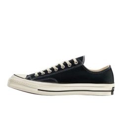 Adidasy Converse Obuwie, Dla obu płci. Czarne obuwie sportowe damskie Converse, bez wzorów. Za 590.00 zł.