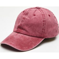 Czapka z daszkiem - Brązowy. Czapki i kapelusze damskie marki Cropp. Za 34.99 zł.