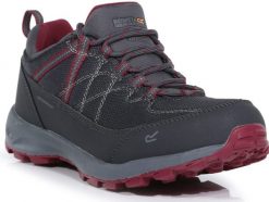Buty trekkingowe dla kobiet Regatta SAMARIS LOW. Czerwone trekkingi damskie Regatta, trekkingowe. Za 239.99 zł.