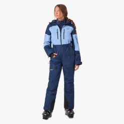 Kombinezon narciarski damski Swedemount Freeride Skisuit II wodoodporny. Niebieskie spodnie snowboardowe damskie SWEDEMOUNT, na zimę, bez wzorów, z tkaniny, sportowe, narciarskie. W wyprzedaży za 1,259.10 zł.