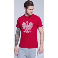 Koszulka kibica męska TSM500 - czerwony. Czerwone t-shirty męskie 4f, m, bez wzorów, z bawełny, bez kołnierzyka. W wyprzedaży za 49.99 zł.