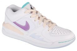 Buty do koszykówki damskie, Nike Wmns Air Jordan Stadium 90. Białe obuwie sportowe damskie Nike, bez wzorów, z materiału, do koszykówki. Za 499.99 zł.