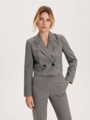 Krótka marynarka - wielobarwny. Żakiety damskie Reserved, l, bez wzorów, z tkaniny. W wyprzedaży za 69.99 zł.