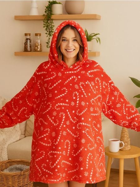 Bluza snuddie - czerwony. Czerwone bluzy damskie Sinsay, bez wzorów, bez kaptura. Za 39.99 zł.