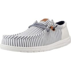 Buty HEY DUDE WALLY FUNK NU PREP Niebieski. Niebieskie trekkingi męskie ENDURE, trekkingowe. Za 280.99 zł.