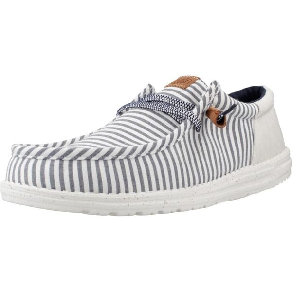 Buty HEY DUDE WALLY FUNK NU PREP Niebieski. Niebieskie trekkingi męskie ENDURE, trekkingowe. Za 281.99 zł.