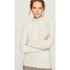 Sweter ze stójką - Jasny szar. Swetry damskie marki Reserved. Za 119.99 zł.