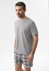 Piżama męska z szortami U-SEN. Szare piżamy męskie Volcano, l, bez wzorów, z bawełny, bez ramiączek, krótkie. Za 109.99 zł.
