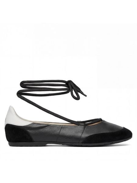 Patrizia Pepe Baleriny 8Z0123/L150-K103 Czarny. Czarne baleriny damskie Patrizia Pepe, bez wzorów, bez obcasa. Za 919.99 zł.