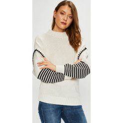 Trendyol - Sweter. Swetry damskie marki Trendyol. W wyprzedaży za 59.90 zł.