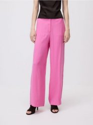 Spodnie z modalem - różowy. Czerwone spodnie materiałowe damskie Reserved, l, bez wzorów, z tkaniny. Za 139.99 zł.