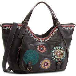 Torebka DESIGUAL - 18WAXP37 2000. Czarne torebki do ręki damskie Desigual, ze skóry ekologicznej. W wyprzedaży za 249.00 zł.