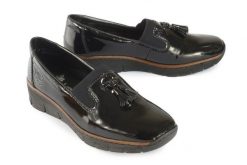 RIEKER 53751-00 black, półbuty/mokasyny damskie. Czarne mokasyny damskie Rieker, z gumy. Za 299.90 zł.