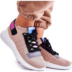 Damskie Wsuwane Sportowe Buty Sneakersy Beżowe Klayra beżowy. Brązowe obuwie sportowe damskie bez wzorów, z gumy. Za 141.11 zł.