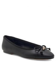 Nine West Baleriny 122AL4108 Czarny. Czarne baleriny damskie Nine West, bez wzorów, ze skóry, bez obcasa. Za 109.99 zł.