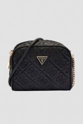 GUESS Czarna damska torebka Adelasia. Czarne kopertówki damskie Guess, z aplikacjami, ze skóry ekologicznej, bez dodatków. W wyprzedaży za 419.99 zł.