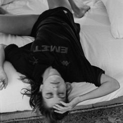 Trzeci strój GS Kallithéa Kombat 2024/25. Czarne koszulki sportowe męskie Kappa, bez wzorów, bez kołnierzyka, bez ramiączek, do piłki nożnej. Za 403.00 zł.