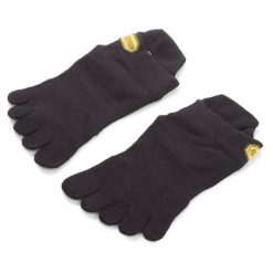 Skarpety krótkie Vibram Fivefingers. Czarne skarpety damskie Vibram Fivefingers, bez wzorów. Za 59.99 zł.