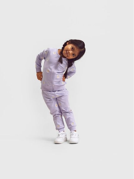 NAME IT Bluza 13212850 Fioletowy Regular Fit. Fioletowe bluzy dla dziewczynek Name it, bez wzorów, z bawełny, bez ramiączek, bez kaptura. Za 89.99 zł.