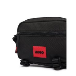 Saszetka HUGO. Czarne saszetki męskie Hugo, młodzieżowe, małe. Za 374.99 zł.