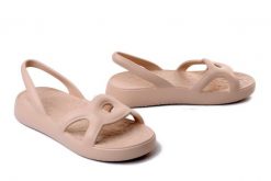 Wonders Glub crema, sandały damskie. Brązowe sandały damskie Wonders, bez wzorów, bez obcasa, bez zapięcia. Za 254.92 zł.
