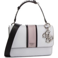 Torebka GUESS - HWVY71 71180 WHITE MULTI. Białe listonoszki damskie Guess, z aplikacjami, ze skóry ekologicznej. Za 559.00 zł.