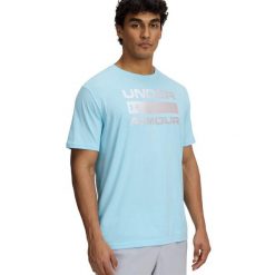 Męska Koszulka Z Napisem Team Issue. Szare koszulki sportowe męskie Under Armour, m, bez wzorów, bez kołnierzyka, bez ramiączek, trekkingowe. Za 148.99 zł.