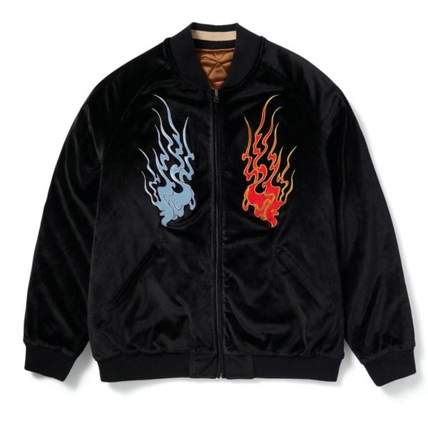 Kurtka turystyczna męska HUF Destructive Skajyan. Czarne kurtki męskie HUF, m, z aplikacjami, z poliesteru, trekkingowe. W wyprzedaży za 731.00 zł.