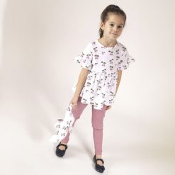 NICOL Legginsy dla dziewczynki bawełniane wrzosowe Emily Nicol 134. Fioletowe legginsy dla dziewczynek NICOL, bez wzorów, z bawełny. Za 35.99 zł.