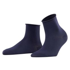 Skarpetki bawełniane krótkie damskie Falke Touch. Niebieskie skarpety damskie Falke, bez wzorów, z bawełny. Za 119.50 zł.