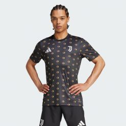 Koszulka Juventus Pre-Match. Czarne koszulki sportowe męskie Adidas, m, bez wzorów, z materiału, bez kołnierzyka, bez ramiączek, na fitness i siłownię. Za 329.00 zł.