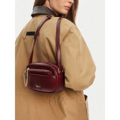 Torebka MEXX. Czarne listonoszki damskie Mexx, bez wzorów, bez dodatków. Za 169.99 zł.