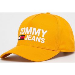 Tommy Jeans - Czapka. Żółte czapki i kapelusze męskie Tommy Jeans, bez wzorów, z bawełny. W wyprzedaży za 129.90 zł.