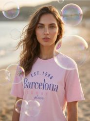 Bawełniana koszulka z napisem Barcelona - różowy. Czerwone t-shirty damskie Sinsay, l, bez wzorów, z bawełny, bez kołnierzyka. Za 25.99 zł.
