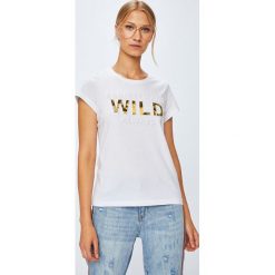 Only - Top. Szare topy damskie Only, z aplikacjami, z bawełny, z okrągłym kołnierzem, z krótkim rękawem. W wyprzedaży za 59.90 zł.
