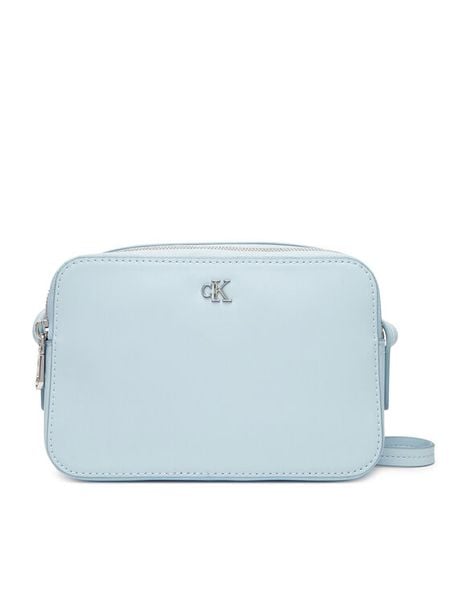 Calvin Klein Torebka Ck Camera Bag LV04F3173G Błękitny. Niebieskie listonoszki damskie Calvin Klein, bez wzorów, ze skóry, bez dodatków. Za 369.99 zł.