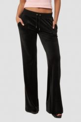 JUICY COUTURE Czarne spodnie dresowe damskie Layla Low Rise, Rozmiar XS. Czarne spodnie dresowe damskie Juicy Couture, s, bez wzorów, z dresówki. W wyprzedaży za 331.99 zł.