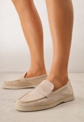 Beżowe Mokasyny Casual VICES z Imitacji Zamszu z Wkładką ze Skóry Naturalnej Sheiris. Brązowe mokasyny damskie Renee, z jeansu, casualowe. Za 89.99 zł.