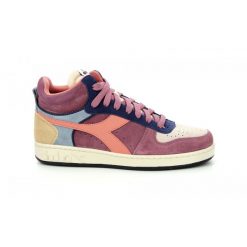 Sneakersy damskie DIADORA MAGIC BASKET DEMI SUEDE WN. Obuwie sportowe damskie Diadora, bez wzorów, trekkingowe. Za 269.99 zł.