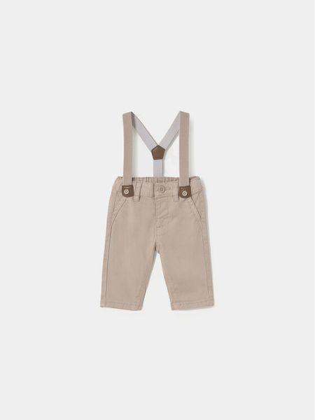 Mayoral Spodnie materiałowe 1561 Beżowy Regular Fit. Brązowe spodnie materiałowe dla chłopców Mayoral, bez wzorów, z bawełny. Za 69.99 zł.