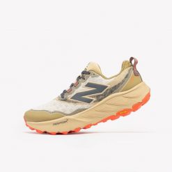 Buty do biegania w terenie męskie New Balance Fresh Foam X Hierro V9. Buty sportowe męskie New Balance, bez zapięcia, do biegania. Za 669.99 zł.