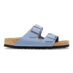BIRKENSTOCK Arizona SFB LEOI Elemental Blue Klapki damskie. Niebieskie klapki damskie Birkenstock, bez wzorów, z nubiku, klasyczne, bez obcasa. Za 489.99 zł.