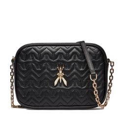 Torebka Patrizia Pepe. Czarne listonoszki damskie Patrizia Pepe, bez wzorów, bez dodatków. Za 539.99 zł.